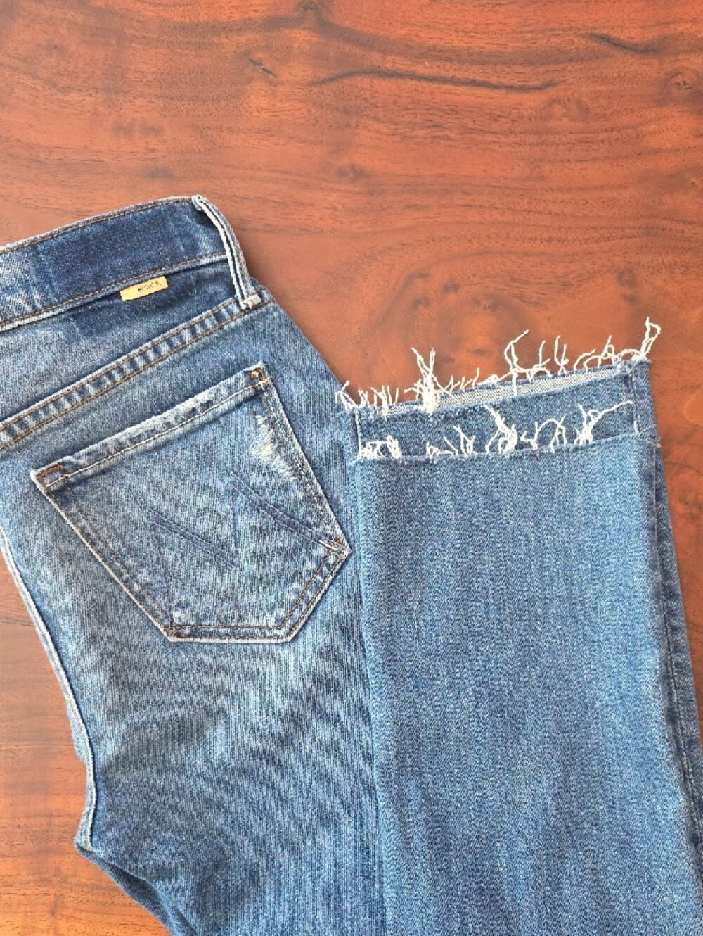MOTHER🍬 SUPERIOR 🍬Distressed Midwash Blue Straight-Leg Fray Jeans🍬